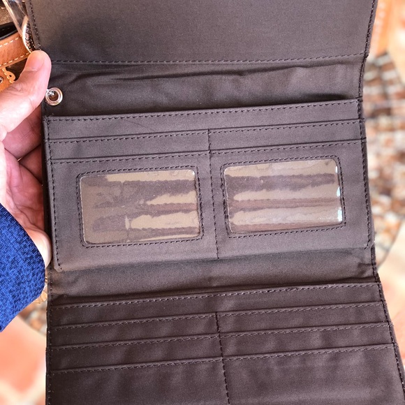 American Bling Brown Buckle Handbag+ Wallet - Picture 5 of 7